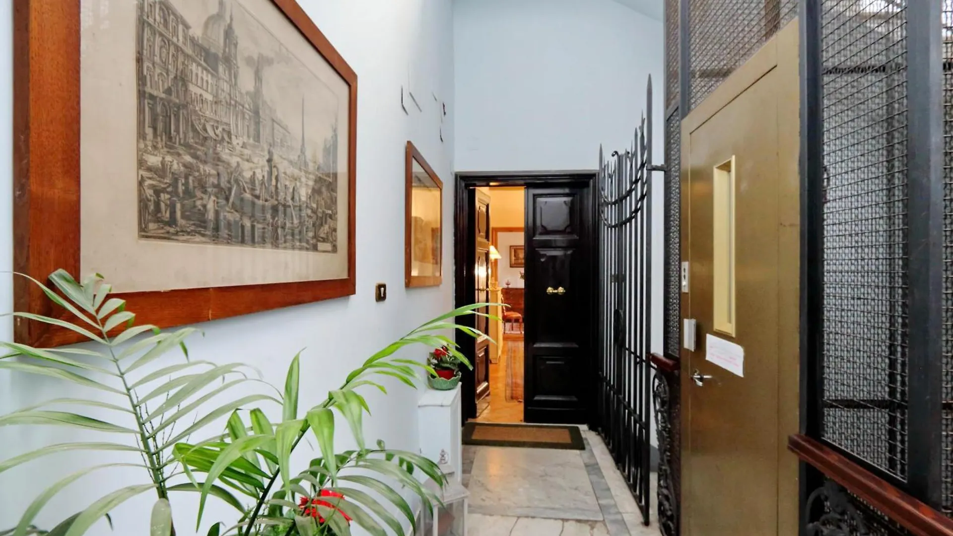 Treasurerome Daphne Terrace Apartment