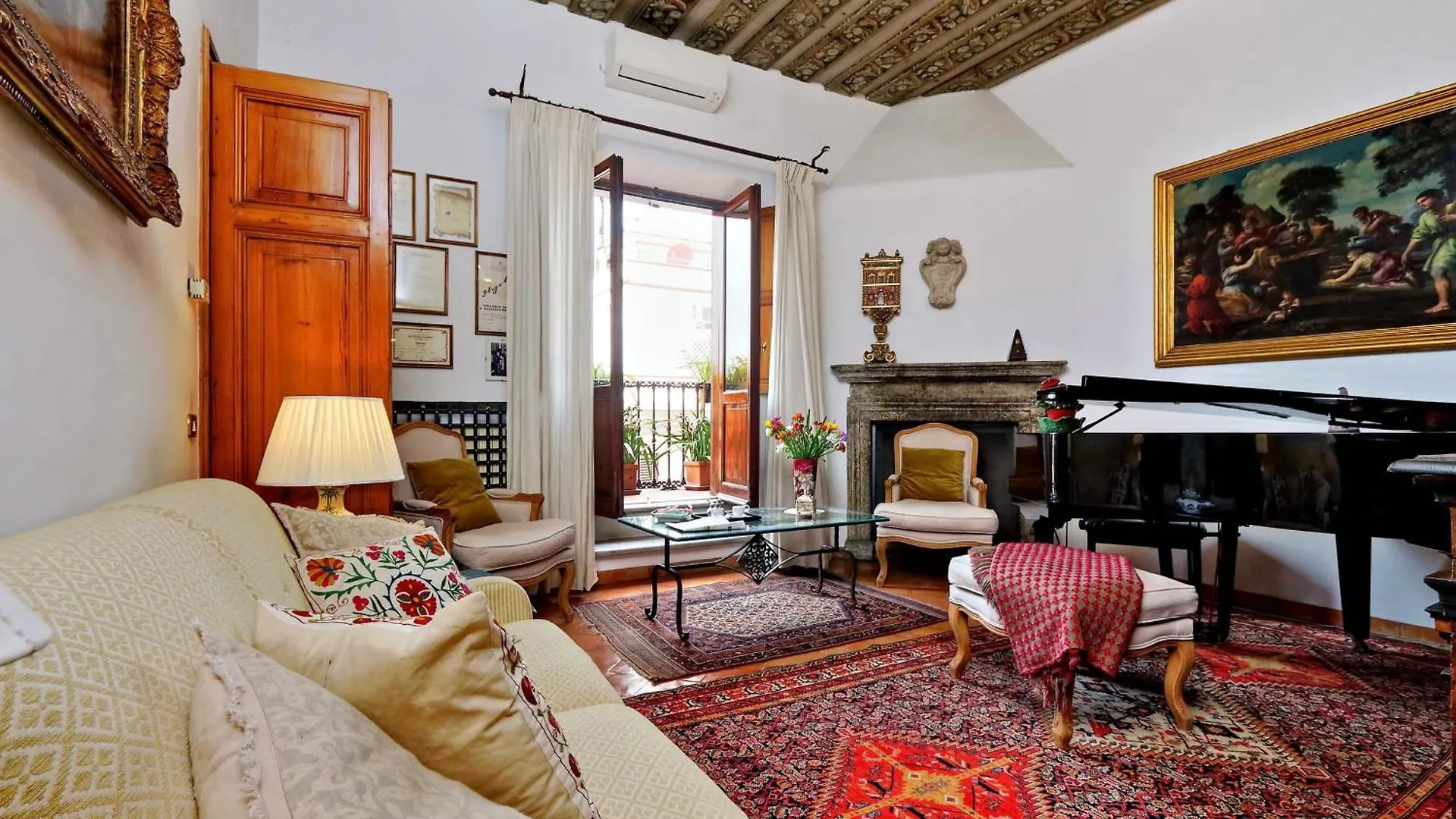 Treasurerome Daphne Terrace Apartment