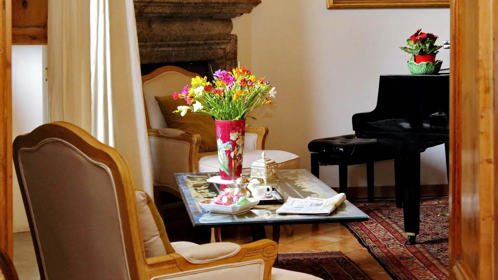 Treasurerome Daphne Terrace Apartment
