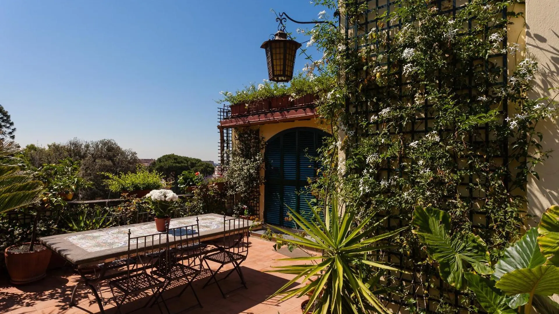 Treasurerome Daphne Terrace Apartment Rome